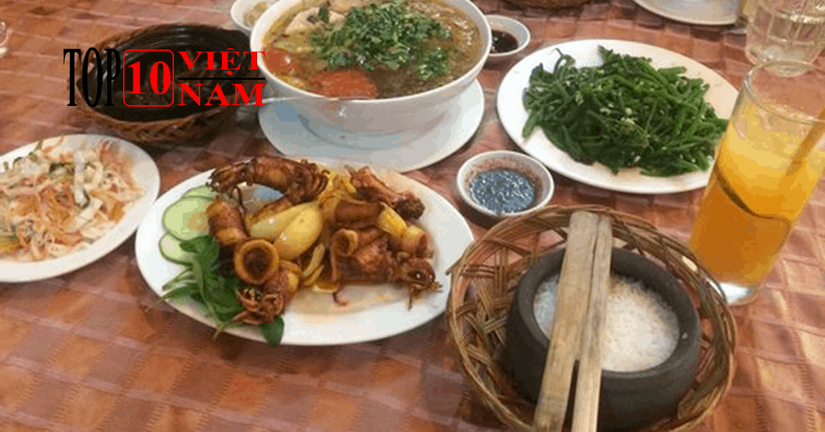Cơm Niêu Hương Việt